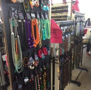 2/$40 4 pc Vintage Paparazzi Mystery Bundle